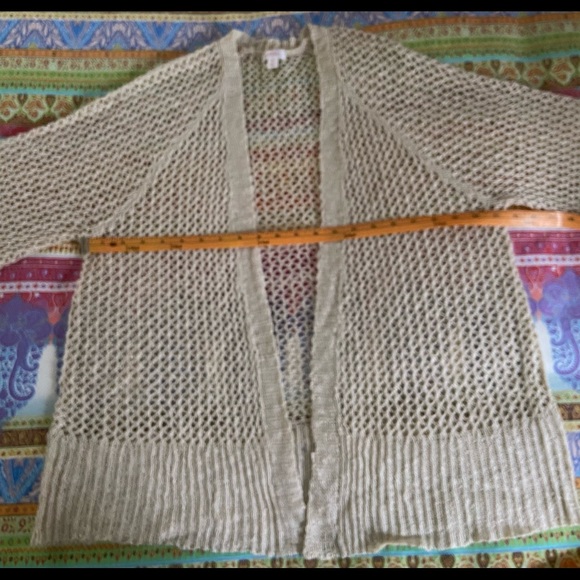 Oatmeal Loose-knit Cardigan - Picture 8 of 11